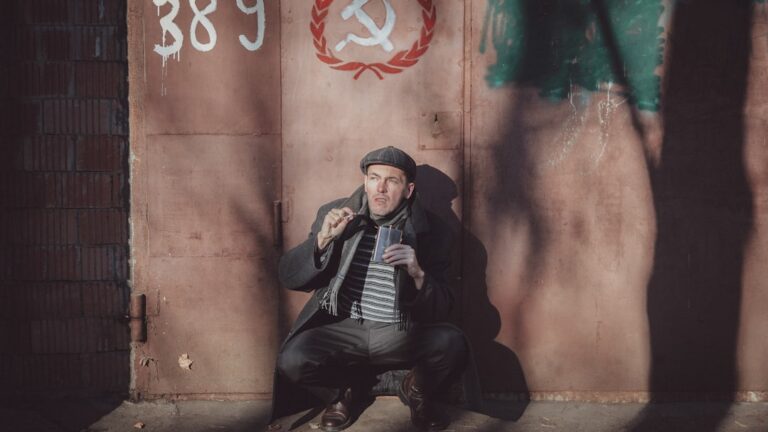 Humor w PRL – żarty polityczne mimo cenzury